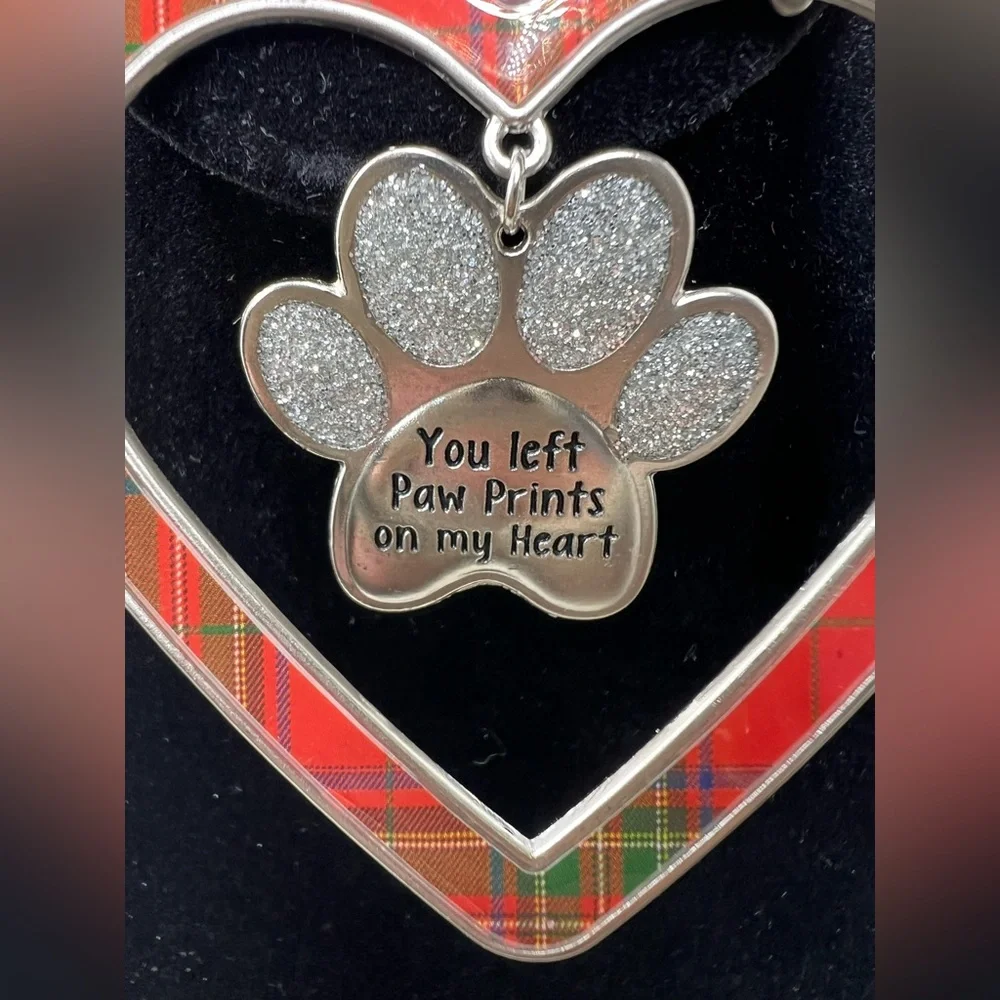 Paw Prints In Memory Heart Christmas Ornament (Date can be removed)